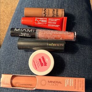 Lot of 5 lip makeup